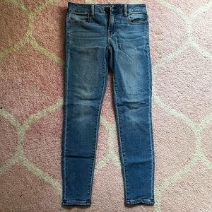 American Eagle Women's Stretch High-Waisted Skinny Jeans - Size 4